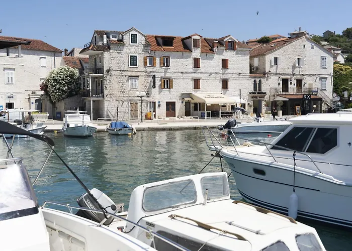 Lucica-3 By Interhome Apartamento