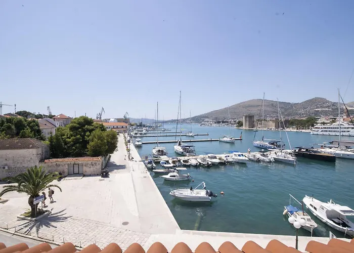 Apartamento Lucica-3 By Interhome Trogir