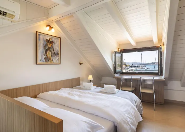 Lucica-3 By Interhome *