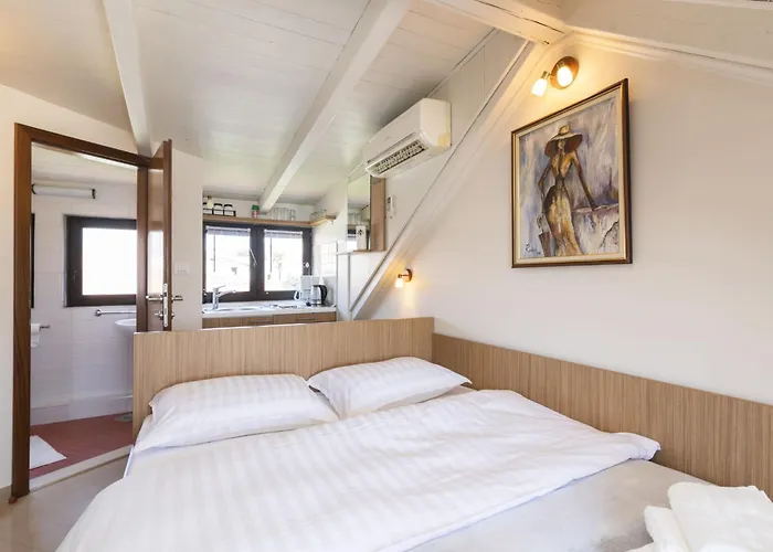 公寓 Lucica-3 By Interhome *